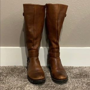 Anturo Chiang Brown Ladies boots size 7 1/2m